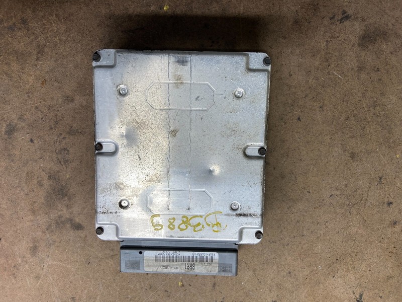 1998 1999 Ford Van E250 E350 5.4L Engine Control Module Unit ECU M9654 DG