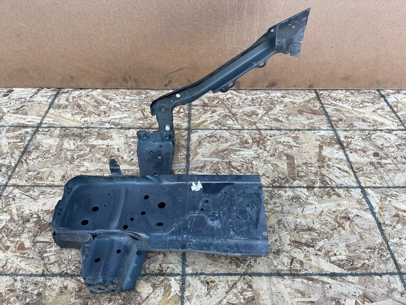 NISSAN 370Z 2009-2021 OEM FRONT RIGHT PASSENGER FRAME RAIL APRON CUT ASSEMBLY