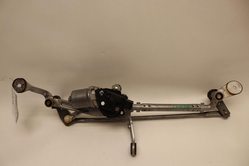 2018-2022 BMW X3 X4 G01 G02 WINDSHIELD WIPER MOTOR TRANSMISSION LINKAGE OEM