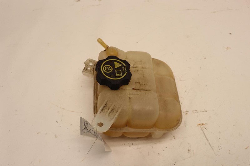 2016-2020 BUICK ENVISION 2.5L RADIATOR COOLANT OVERFLOW RESERVOIR BOTTLE OEM