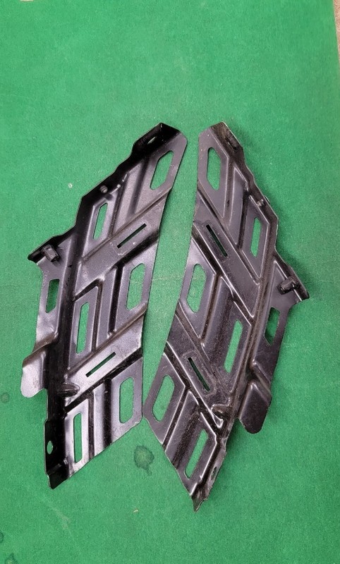 2017 2018 Hyundai Santa Fe Sport Rear Bumper Brackets Left & Right OEM