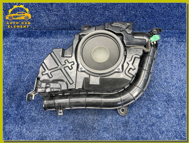 2020-2024 LINCOLN AVIATOR REAR SUBWOOFER SPEAKER AUDIO ASSEMBLY OEM LC5T-18C804