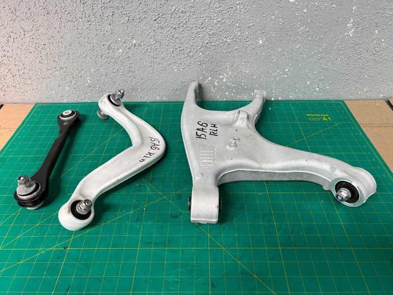 10-18 Audi A6 REAR LEFT DRIVER SUSPENSION CONTROL ARM SET OF 3 OEM