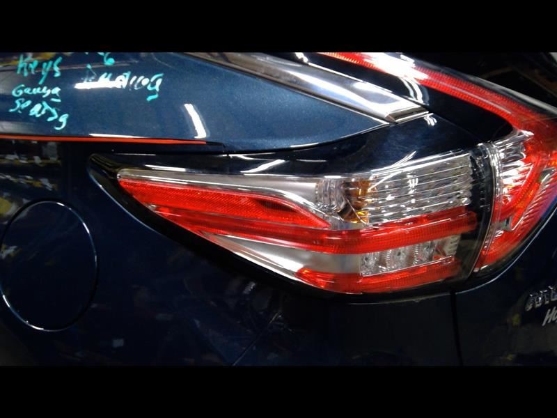 Driver Left Tail Light Quarter Panel Mounted Fits 16-18 MURANO 804549
