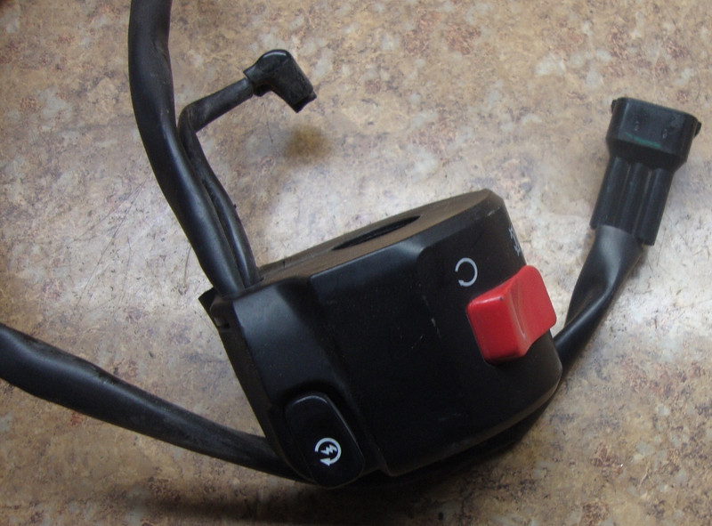 2013 Kawasaki Ninja EX650 EX 650 E 650E Right Switches Controls Start Stop RH