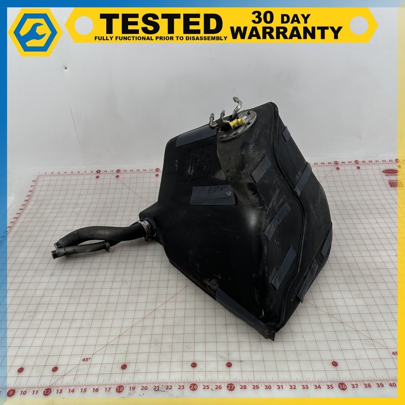 97-98 Corvette C5 LEFT DRIVER SIDE GASOLINE PLASTIC FUEL TANK W/ PUMP OEM