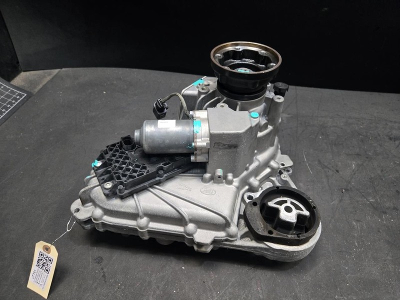 Transfer Case AWD 3.0L 2018 Land Rover Range Rover Velar J8A2-7K780-AB 2019 2020