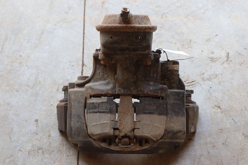 2019-2023 VOLVO VNL 760 D13 12.8L FRONT DRIVER BENDIX BRAKE CALIPER Z035248 OEM