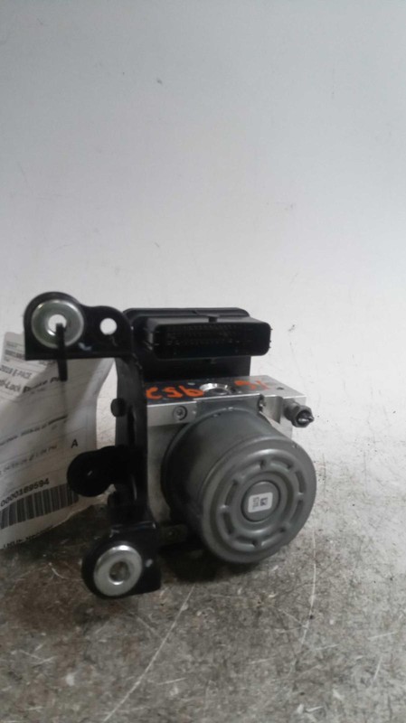 2019 Jaguar E-PACE ABS Pump & Motor Assembly OEM 122K Miles Silver J9C15728