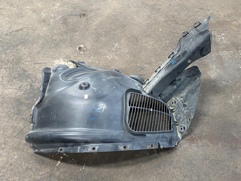 11-14 BMW X3 F25 FRONT RIGHT FENDER LINER INNER SPLASH GUARD OEM A0.63