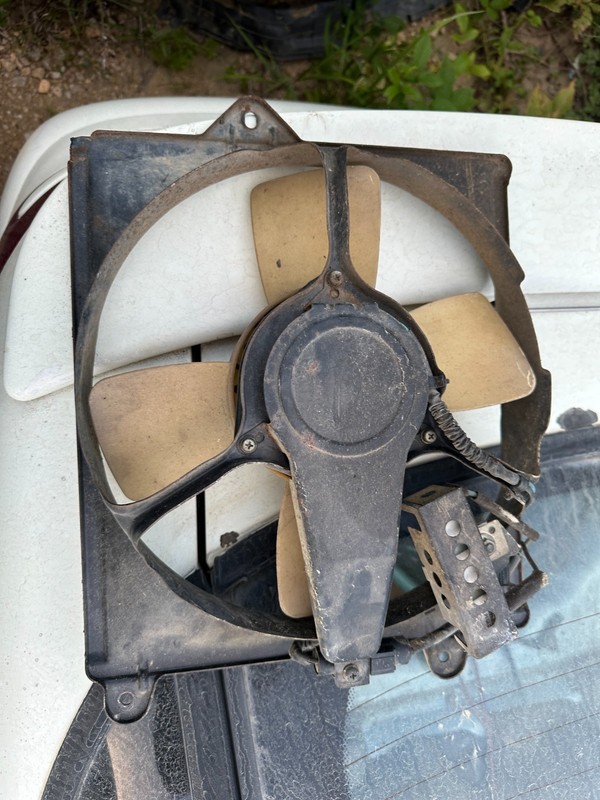 90-94 Eclipse Talon Laser 1G OEM AIR CONDITIONING A/C AC FAN ASSEMBLY