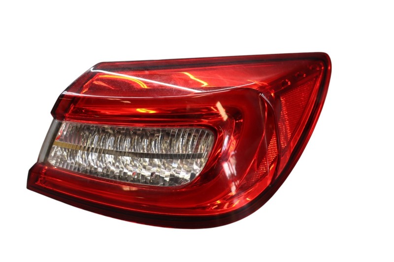 14-20 Maserati Quattroporte M156 Rear Right Side Outer Tail Light Lamp Oem