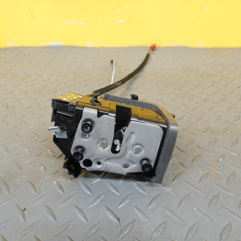2020-2025 BUICK ENCORE GX RIGHT REAR SIDE DOOR LOCK LATCH ACTUATOR OEM 13553118