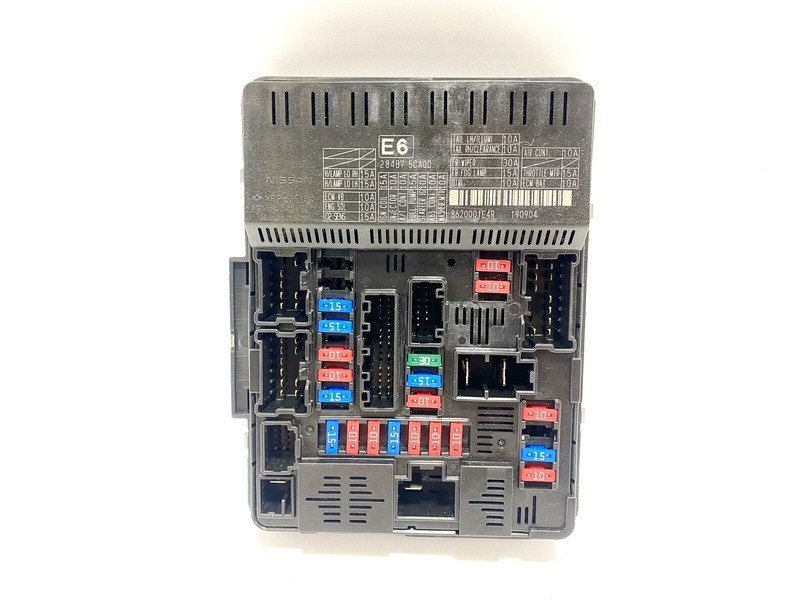 17-23 INFINITI Q50 Q60 ENGINE BAY POWER SUPPLY FUSE RELAY BOX MODULE OEM