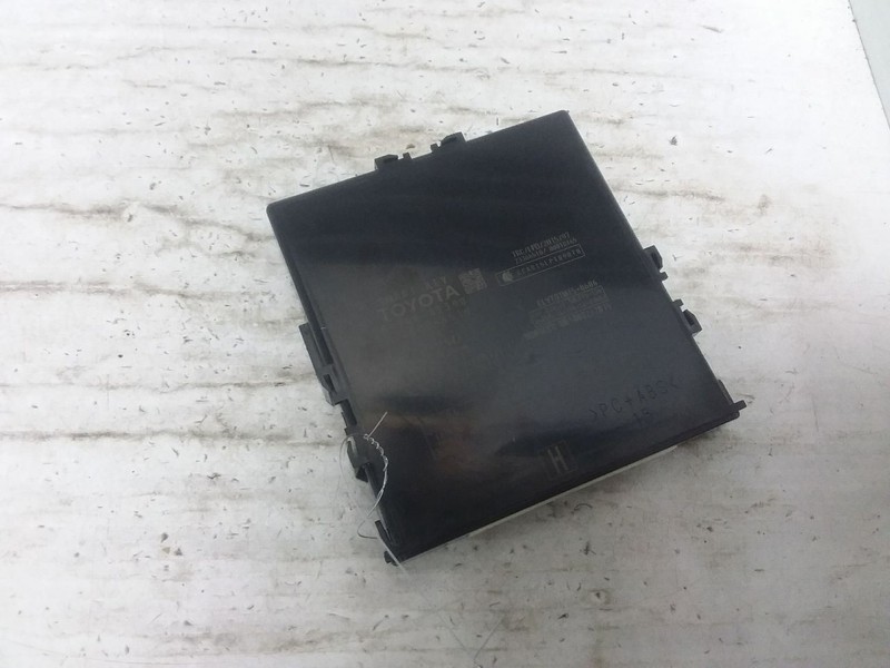 Keyless Ignition Smart Key Control Module Fits 19-20 PRIUS 89990-47390