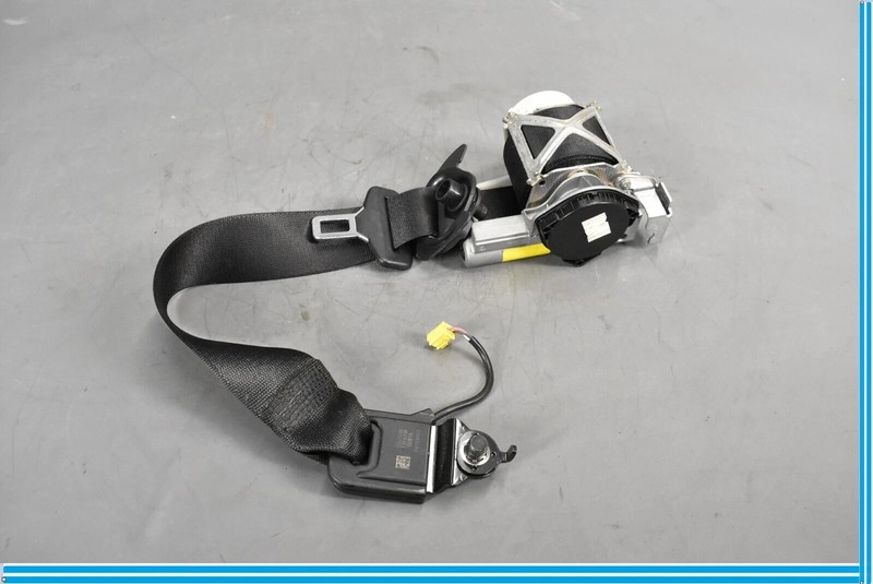 08-14 Mercedes W204 C250 C300 C350 Front Right Passenger Seat Belt Black OEM