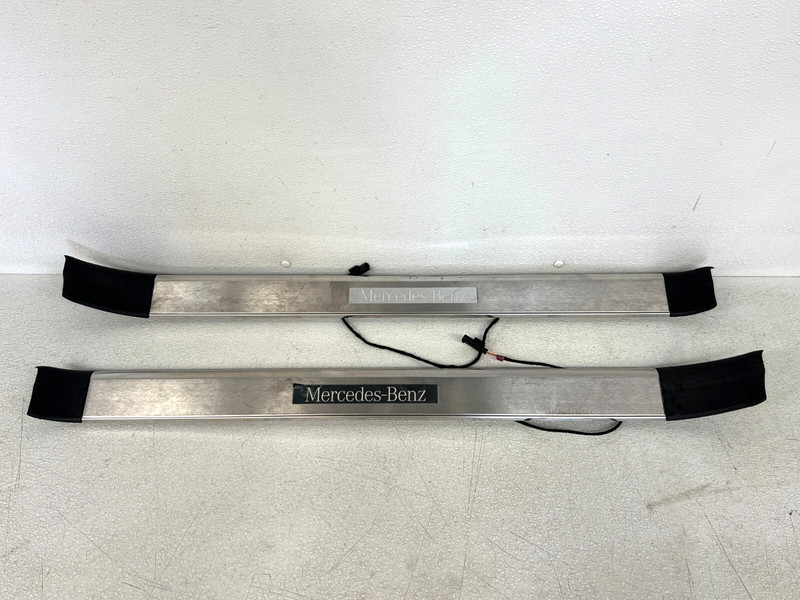 ⭐2003-2012 MERCEDES SL-CLASS LEFT & RIGHT DOOR SILL SCUFF PLATE TRIM OEM LOT2611