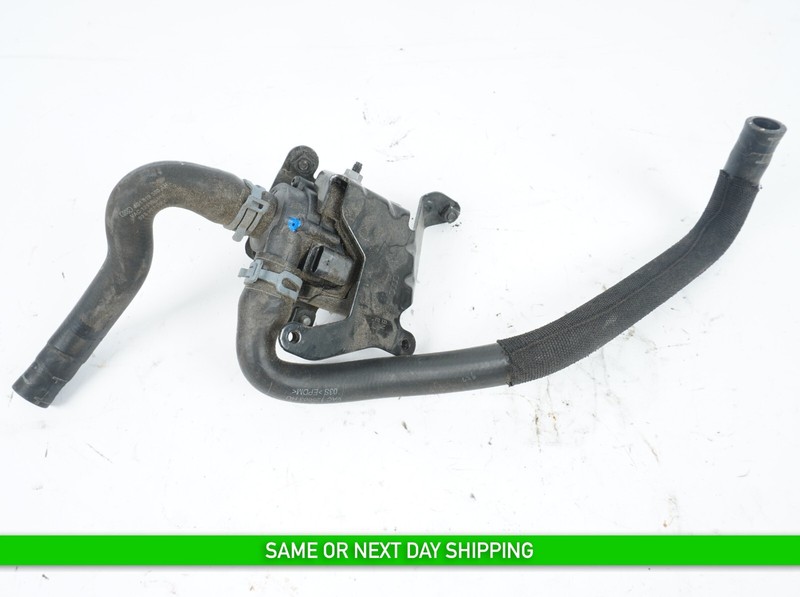 2012 - 2018 AUDI A7 3.0L AUXILIARY COOLANT WATER PUMP W/ BRACKETOEM