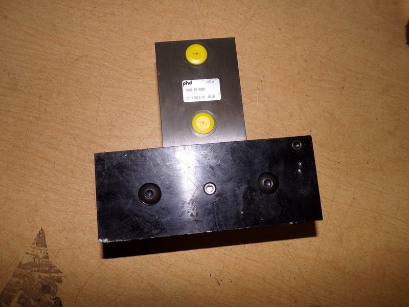 PHD 7980-03-0201 Parallel Gripper 05717852-01 *FREE SHIPPING*