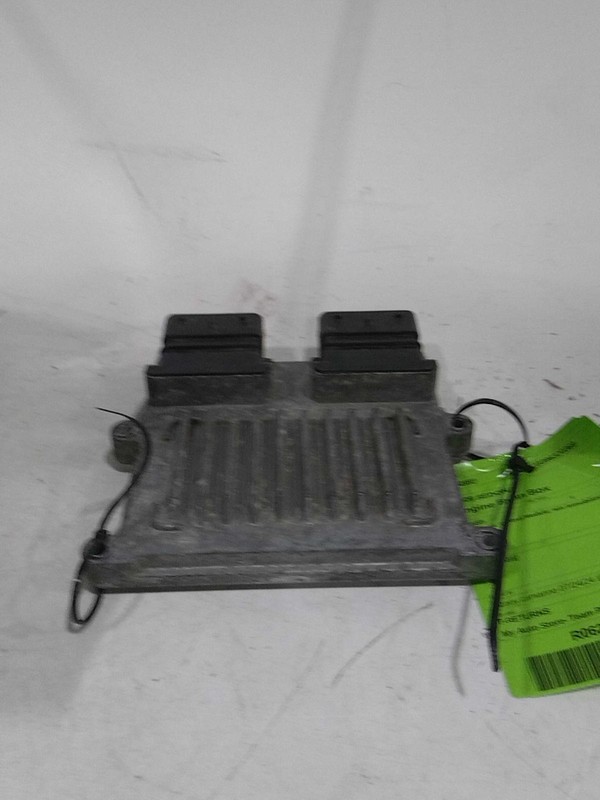 2009 KIA Sedona Engine Control Module ECM OEM 315830 Used Warranty Included