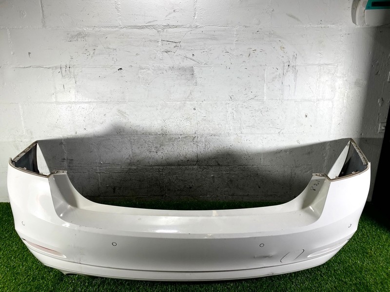 12-18 BMW SERIES 3 328i F30 REAR BUMPER SHELL COVER PANEL ASSEMBLY WHITE OEM