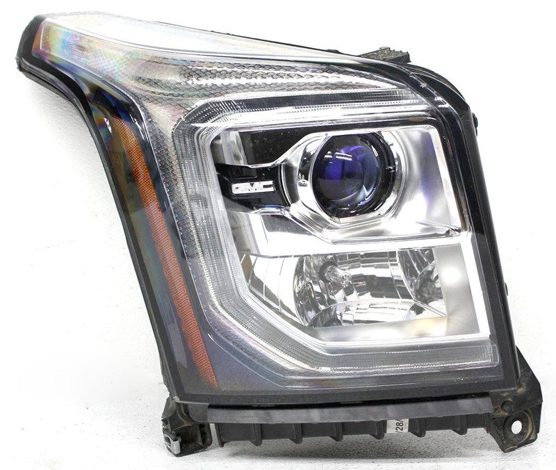OEM Right Passenger Side Halogen Headlamp For GMC Yukon, Yukon XL Tab Missing