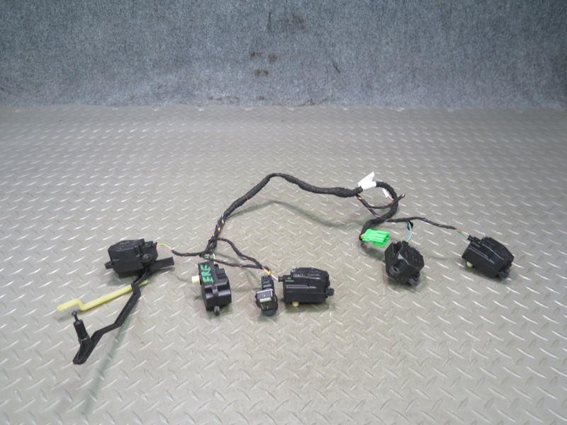 2012-2015 RANGE ROVER EVOQUE L538 A/C HEATER ACTUATOR FLAP DOOR MOTOR WIRING SET