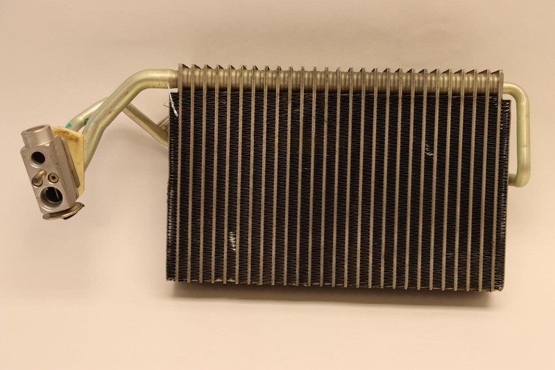 2003-2009 MERCEDES E-CLASS E55 AMG W211 A/C HEATER EVAPORATOR CORE OEM