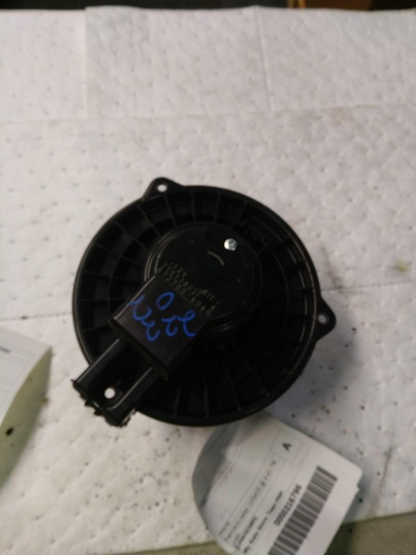 2016 Subaru Impreza HVAC Blower Motor OEM 72223FJ000 72223FJ001 Used