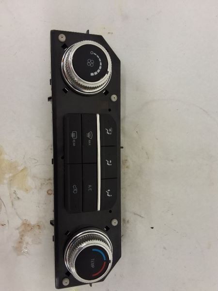 Temperature Control C67 Opt C49 Fits 22-23 SIERRA 1500 PICKUP 3329673