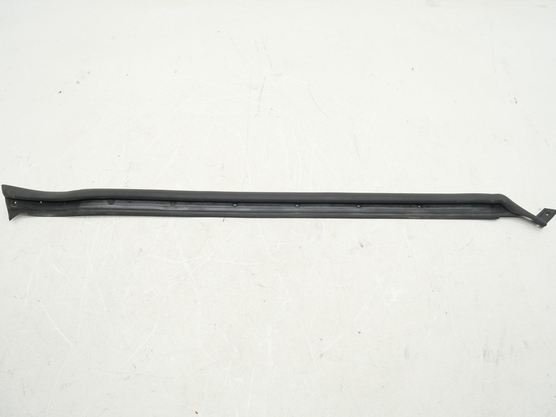 Used Driver Door Lower Weather Strip Seal Molding LH 2016-2021 McLaren 570S OEM