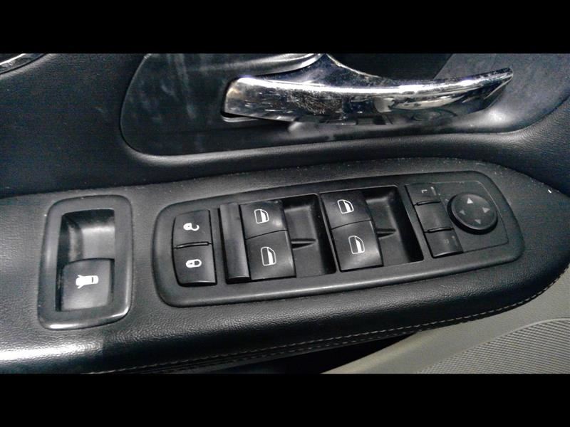 Driver Front Door Switch Driver's Master Sliding Door Fits 12-16 CARAVAN 1357366