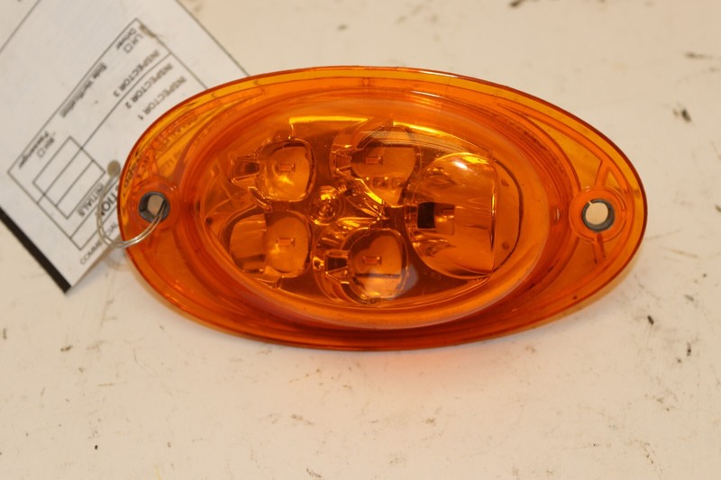 08-17 FREIGHTLINER CASCADIA 125 TURN SIGNAL LIGHT AMBER LAMP OEM