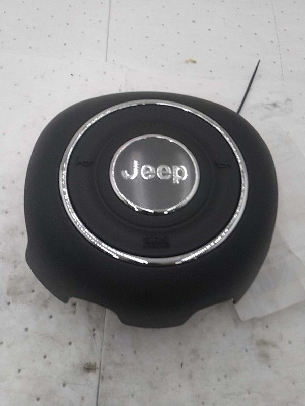 2018 Jeep Compass Steering Wheel Air Bag Red 137K Miles OEM NJ25-25641-649343