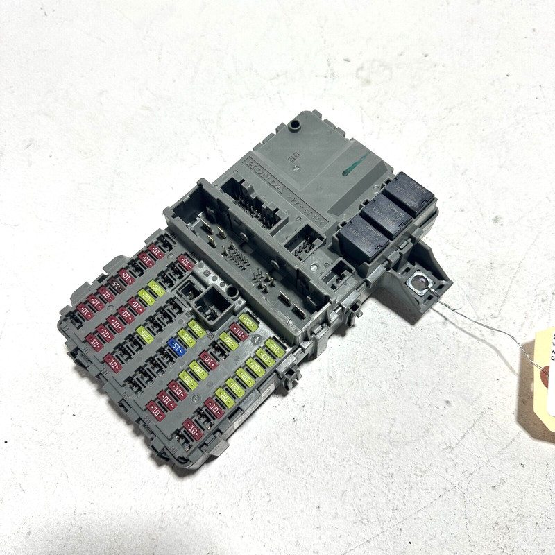 HONDA ACCORD 2018-2019 1.5L ENGINE FUSE RELAY BOX JUNCTION BLOCK UNIT OEM