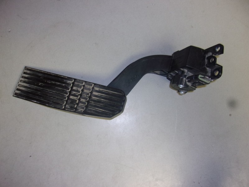 Freightliner A01-33397-001 Pedal *FREE SHIPPING*