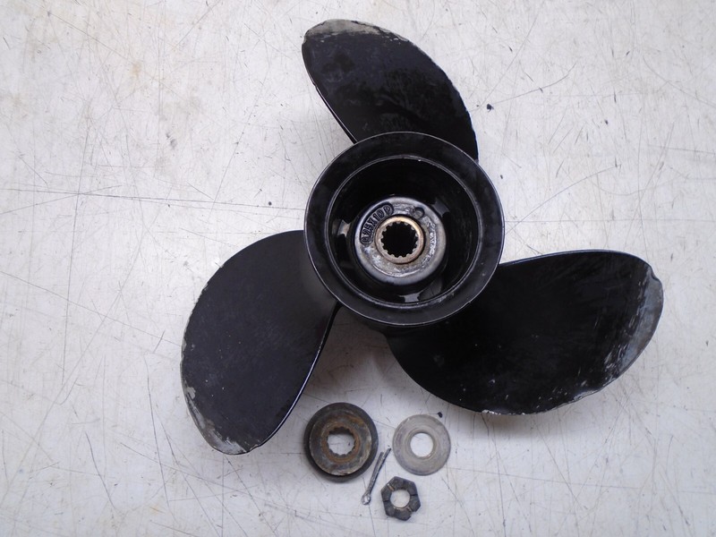 K2 Mercury Outboard Propeller Black Max 9.25 x 1048-897752A10