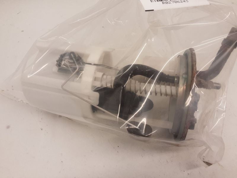 2005-2007 And 2009 Chevy Trailblazer Fuel Pump Assembly 4.2L