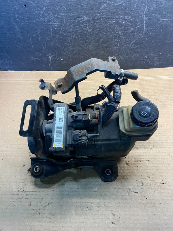 2013 -2016 Nissan Pathfinder Electric Hydraulic Power Steering Pump AE2315 DW