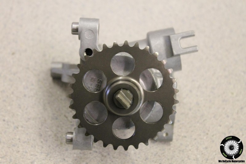 2007 Yamaha FZ6 ENGINE MOTOR OIL PUMP 07