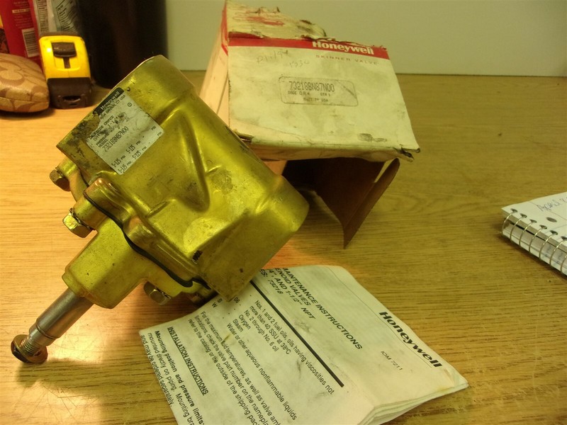 Honeywell 73218BNB7N00 Skinner Valve *FREE SHIPPING*