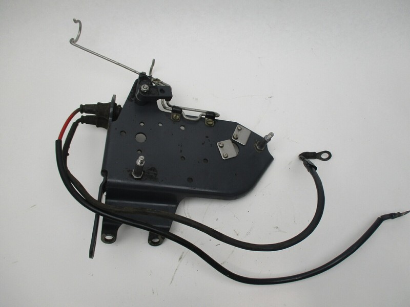 0985993 OMC Cobra GM 4.3 V6 Igntion Shift Assist Bracket Assembly 986286