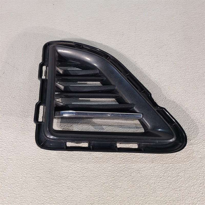 16-18 Camaro ss Driver front grille grill bumper lh AA7467