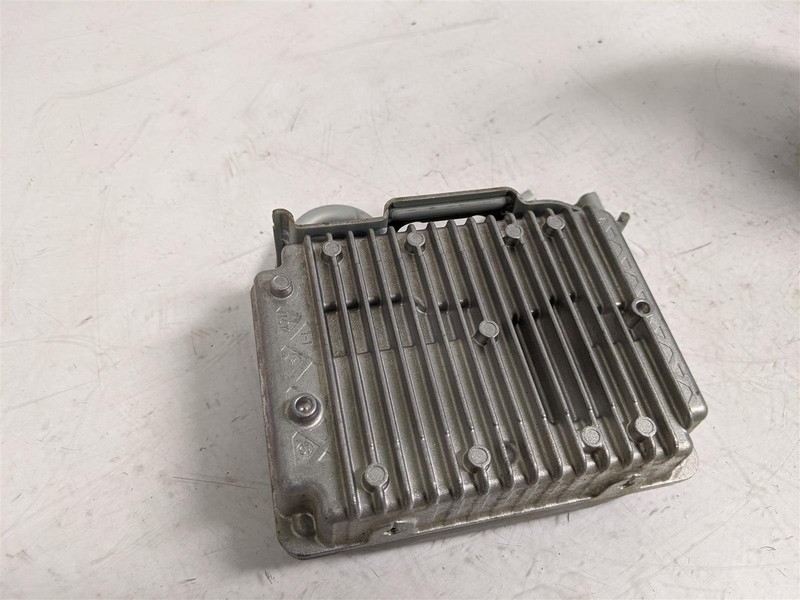 2023-2024 Honda Pilot Dash Mounted Voltage Converter 38500-Thr-A11