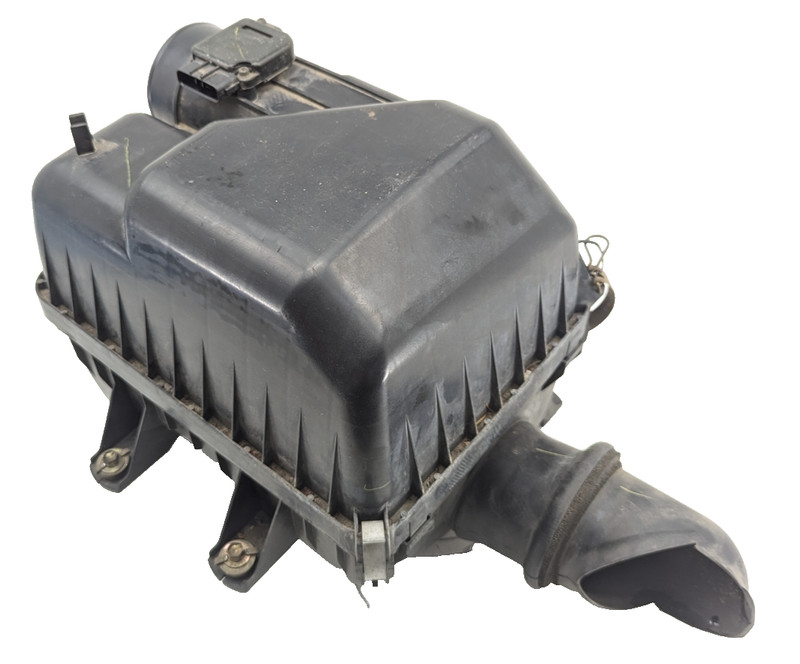 2001-2004 Toyota Sequoia SR5 Air Intake Cleaner Filter Box Housing OEM
