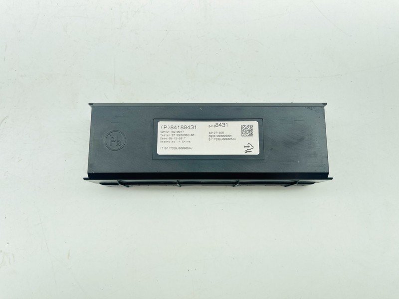 2018-2020 Buick Regal Sportback TourX Heat & AC Control Module 84188431 OEM