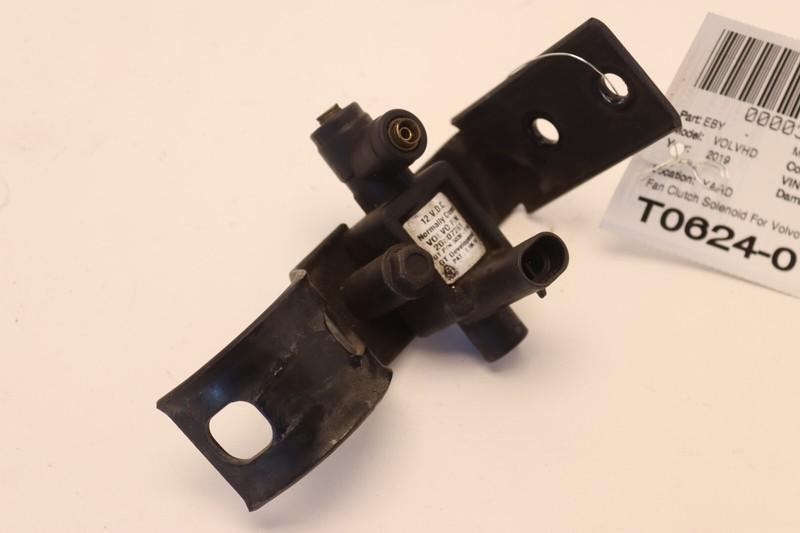 2021-2022 VOLVO VNL 760 D13 FAN CLUTCH SOLENOID VALVE 20807261 OEM