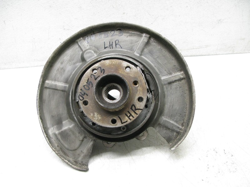 04-10 BMW E63 E64 650i 645Ci SPINDLE KNUCKLE WHEEL HUB BEARING FRONT LEFT 040523