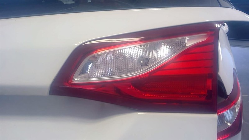 Passenger Tail Light Without LED Liftgate Mounted Fits 18-19 EQUINOX 3540079