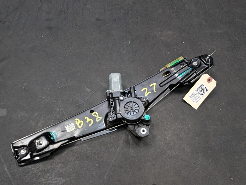 Rear Right Door Window Regulator w/ Motor 2022 Buick Envision 86508568 2021 2023
